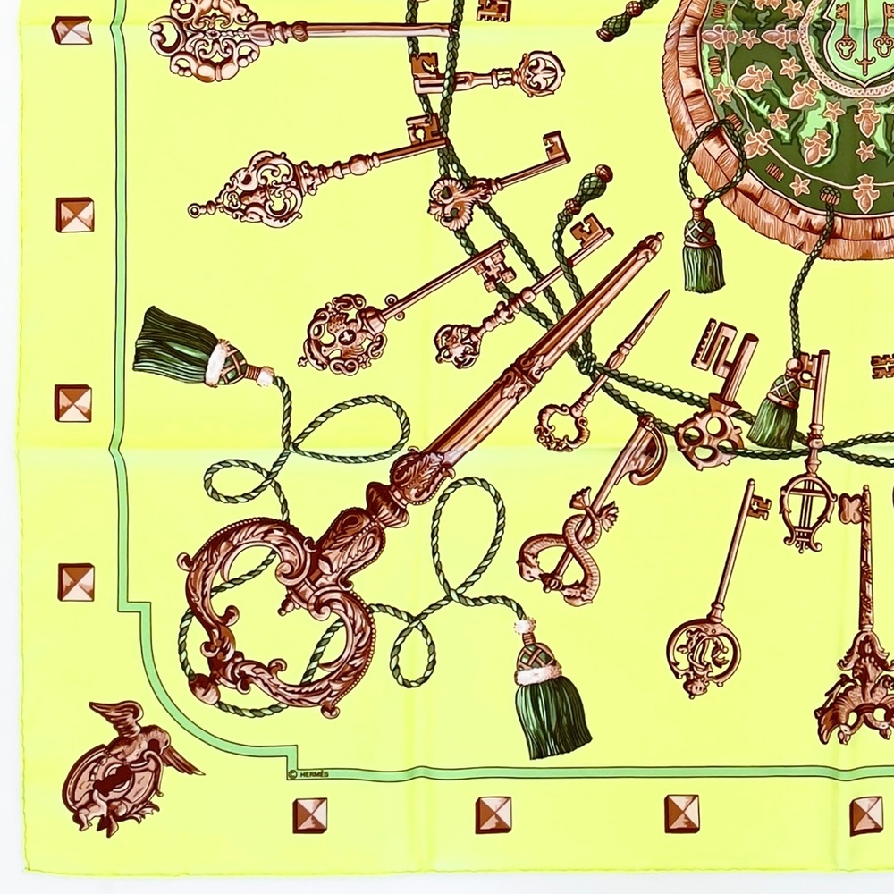 NWT Hermes Scarf "Les Clés" in Yellow - Picture 7 of 8